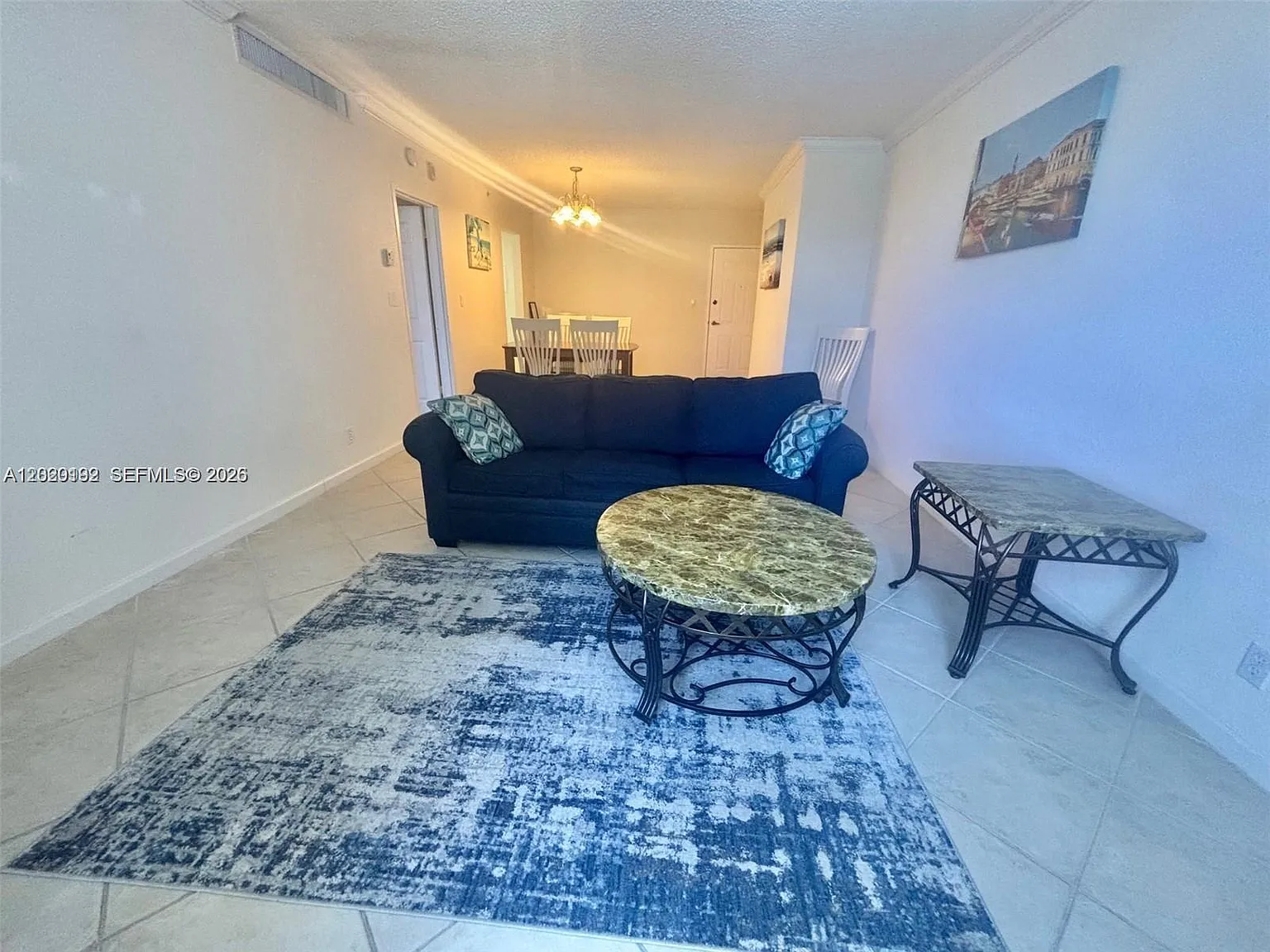 Wave Condo — Photo 2