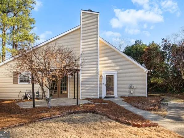 2600 Laurel Ln NW, Kennesaw, GA 30152