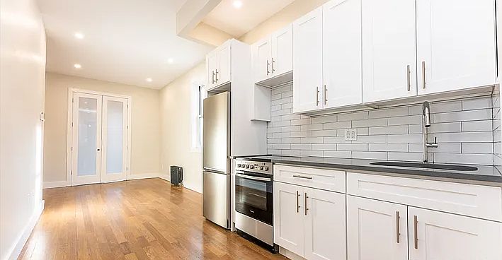1st image of 171 Jefferson St #3L