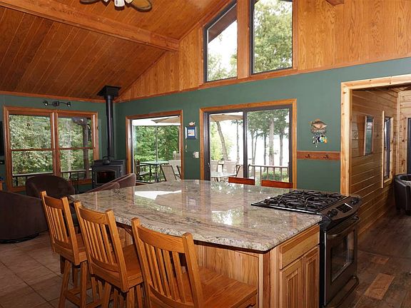 4th image of 246 McClure Dr