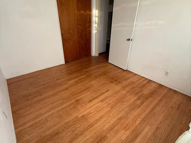 13701 Russell St #1 — Photo 8