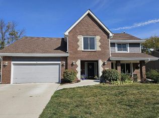 4611 Stonebridge Rd, West Des Moines, IA 50265