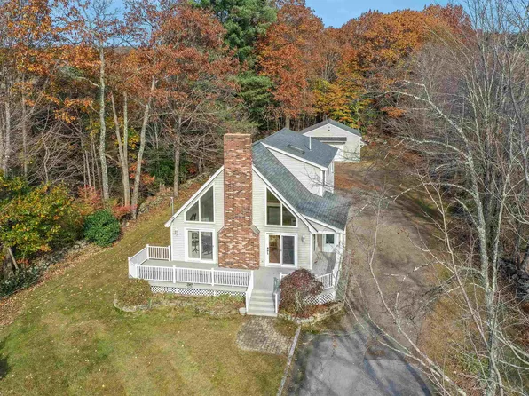 732 S Stark Highway, Weare, NH 03281