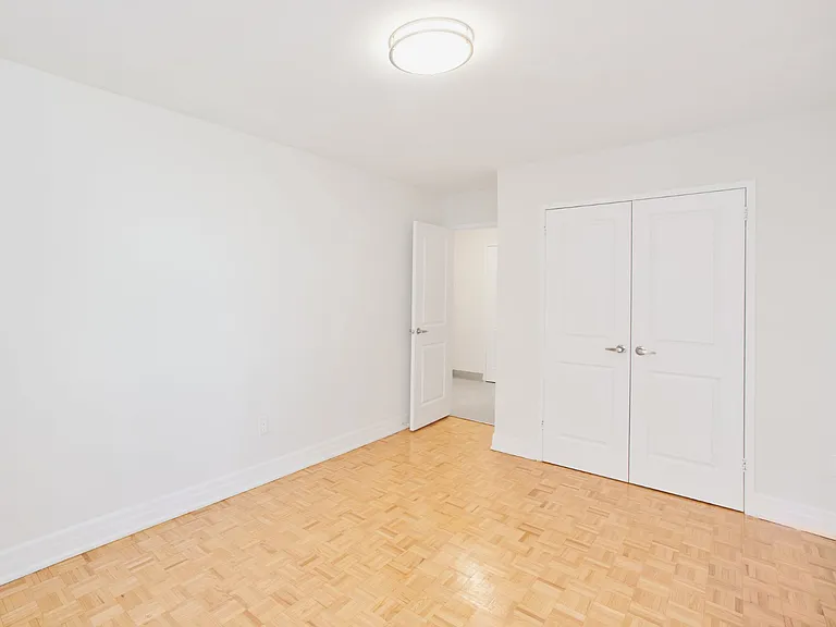 10 Teesdale Pl #2 BD — Photo 7