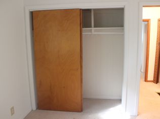 1745 Schrader Ave, Springfield, IL 62702