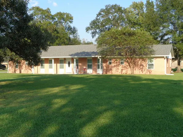 305 Oakland Dr, Vidor, TX 77662