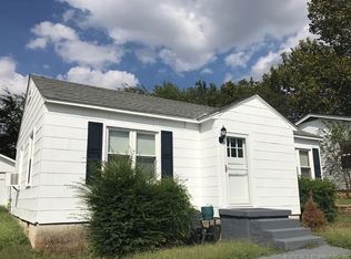 710 E 18th St, Ada, OK 74820