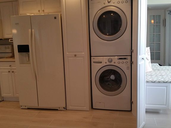 Full size washer/dryer