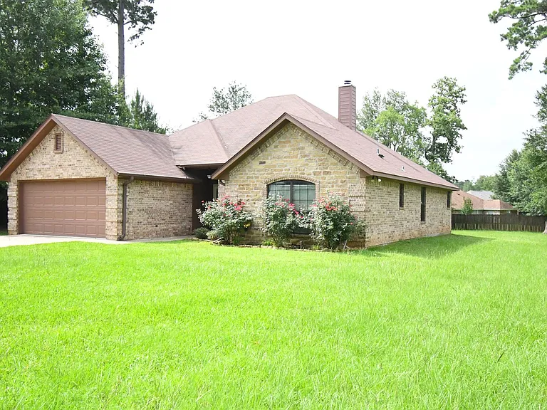 5999 Walnut Hill Dr — Photo 2