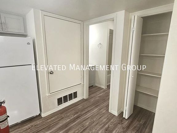 3rd image of 1209 Dickerson Dr SE Unit A