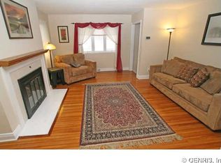 524 Landing Rd N, Rochester, NY 14625