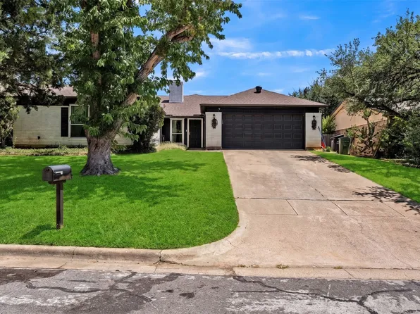 3813 Lynbrook Ln, Arlington, TX 76015