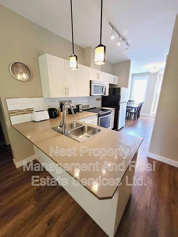 2 bed, 2.0 bath, $2,450 — Photo 2