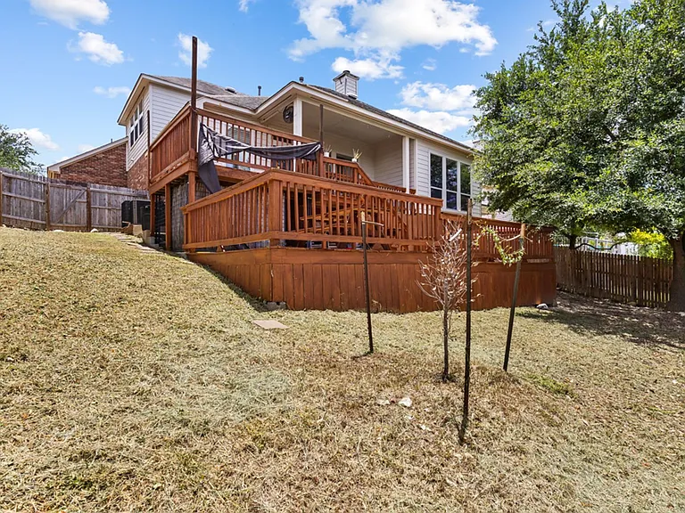 3527 Mendocino Park — Photo 26