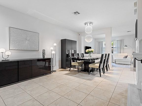5th image of 10873 NW 73rd Court