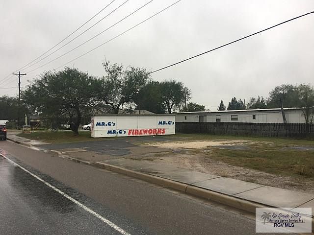 1st image of 7208 Beddoes Ave