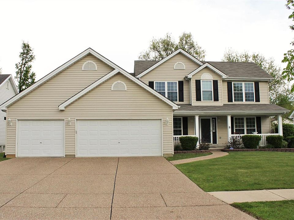 2nd image of 6 Mountain Laurel Dr