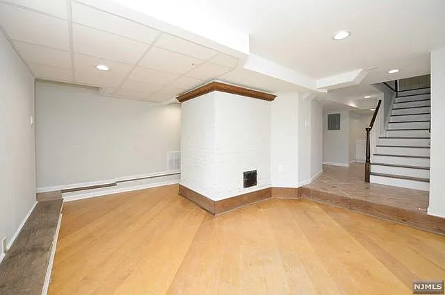 85 Oak St #1 — Photo 12
