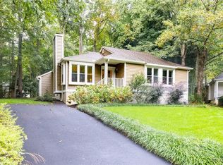 14304 Woods Walk Ln, Midlothian, VA 23112