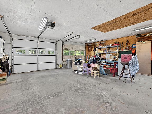 2nd image of 50 Hahn Road