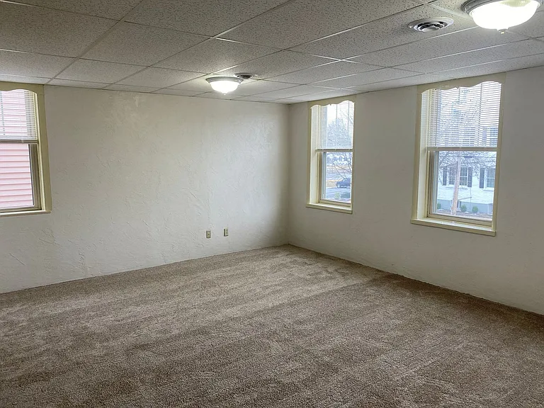 315 West Main St — Photo 2