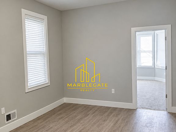 4th image of 334 S 6th St #11