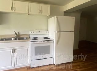 8 Johnson Dr, Asheville, NC 28804