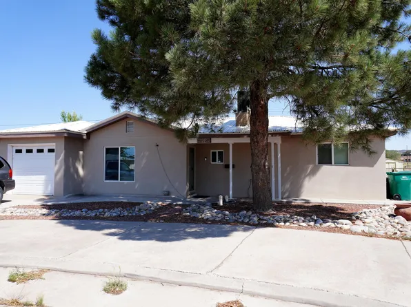 920 Jackson Ave, Grants, NM 87020