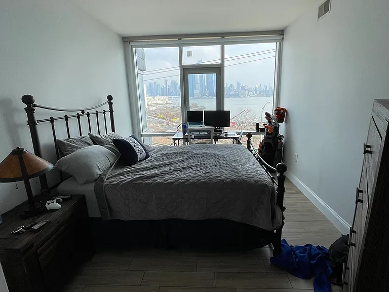 1701 Park Ave #506 — Photo 4