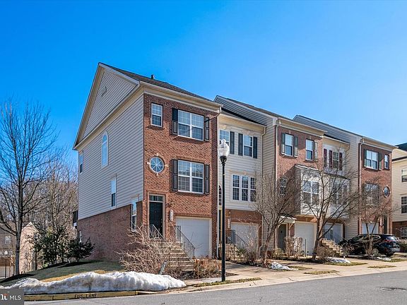 3rd image of 8129 Mississippi Rd