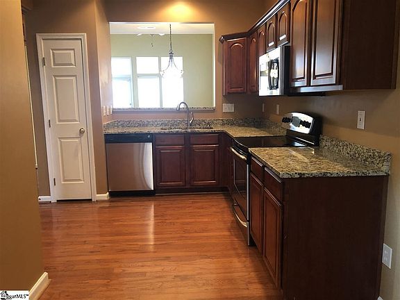 4th image of 207 Cherub Ct