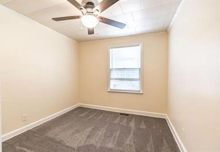 885 S Stephens St — Photo 15
