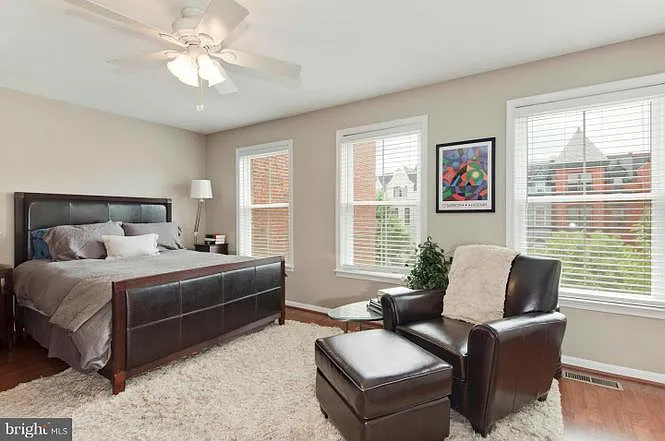 923 T St NW #A — Photo 24