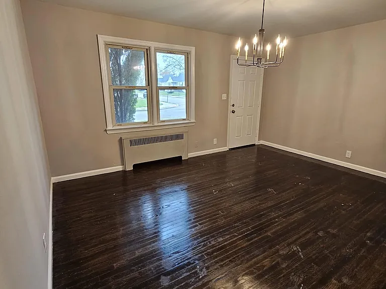 57 Alison Rd — Photo 10
