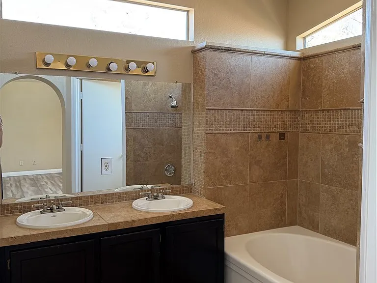 852 Celebration Dr — Photo 30