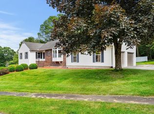10 Sumac Cir, Holden, MA 01520