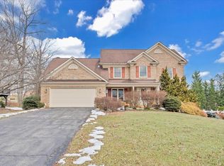 208 Stonehaven Ln, Blue Ridge, VA 24064