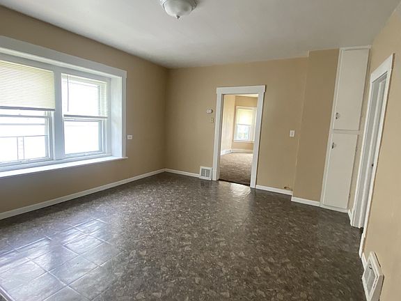 2nd image of 6913 Clement Ave