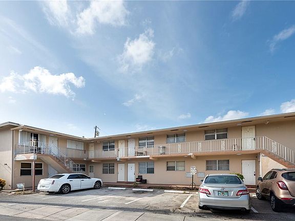 4th image of 4652 N Poinciana Street #4