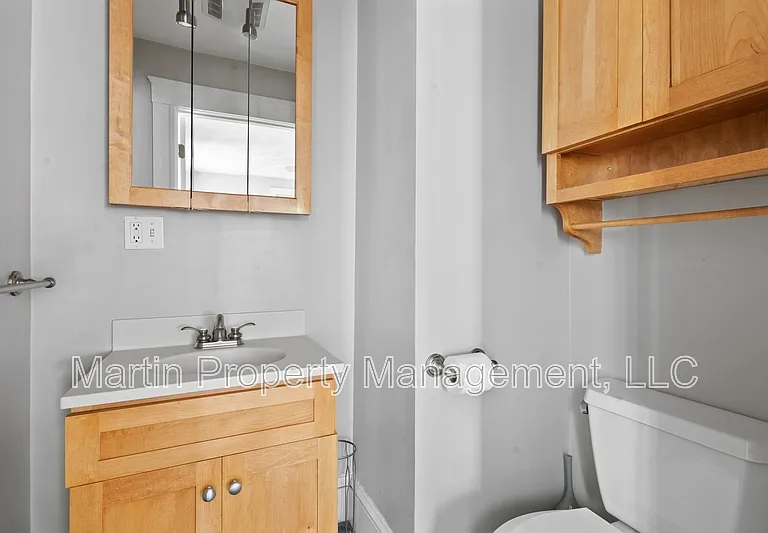 146 Beech St #1 — Photo 6
