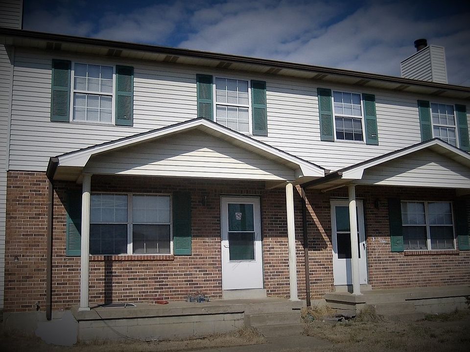 1st image of 1321/1323 Bramblett Blvd