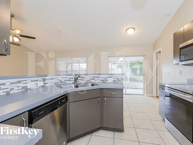 468 Dove Dr — Photo 5