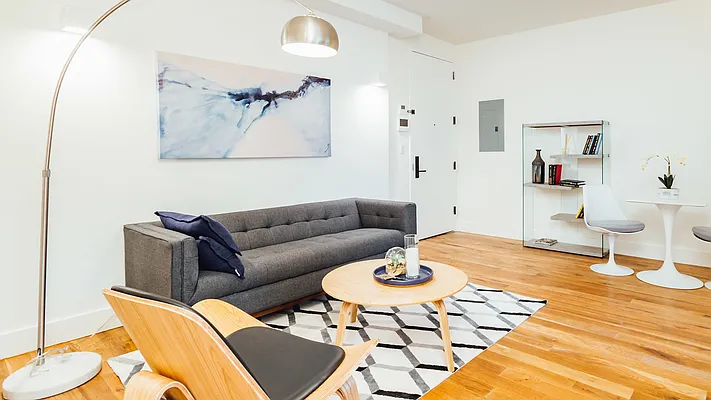 Rented by Nooklyn NYC LLC | media 41