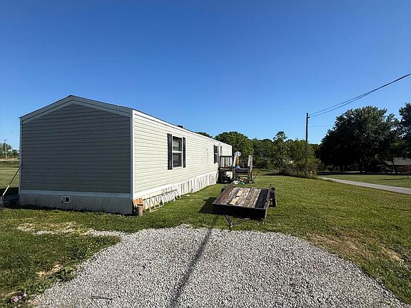 2nd image of 308 Taylor Bridge Rd