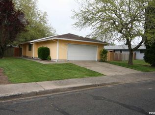 1755 SW Pine St, McMinnville, OR