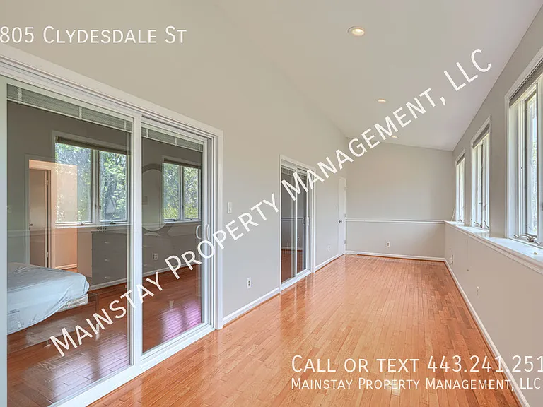 9805 Clydesdale St — Photo 40