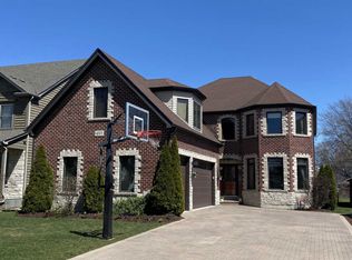 497 N Howard Ave, Elmhurst, IL 60126