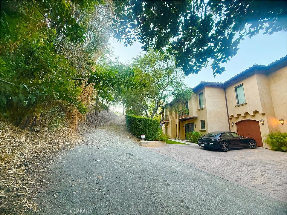 1st image of 4551 Lindley Ave
