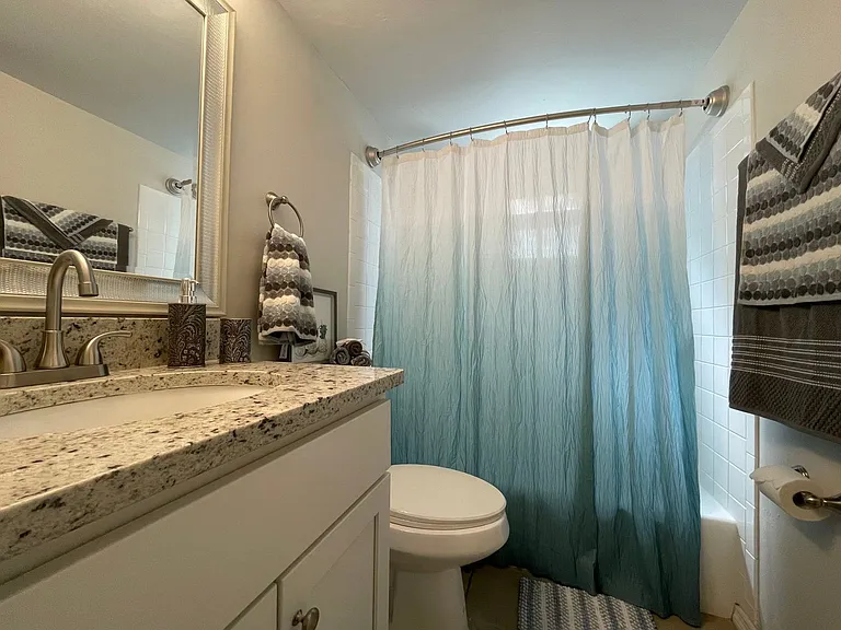 1223 Pamela St — Photo 29