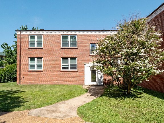 3rd image of 6225 Sunshine Dr #D